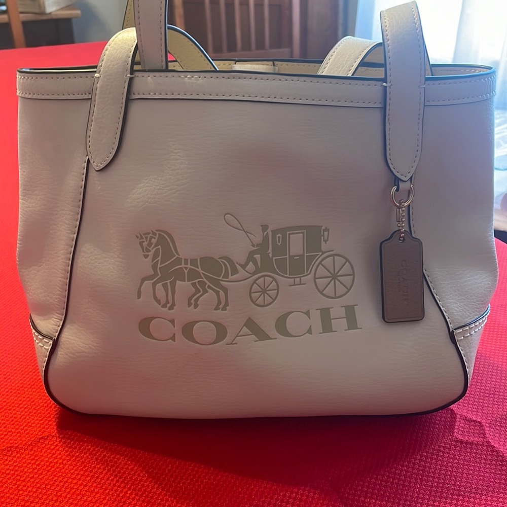NWT Coach Cream Bag with Horse & Stage Coach
